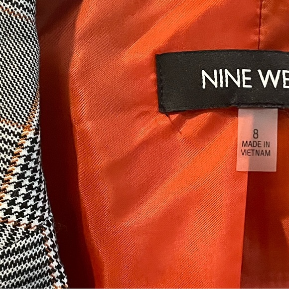 Nine West size 8 suit jacket/blazer. Plaid color - Picture 2 of 5